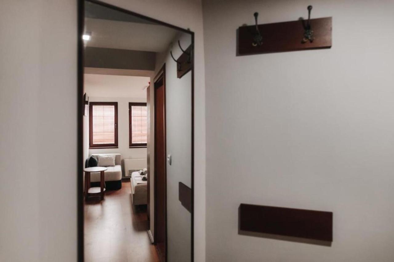 Hotel Castrum Скопье Экстерьер фото