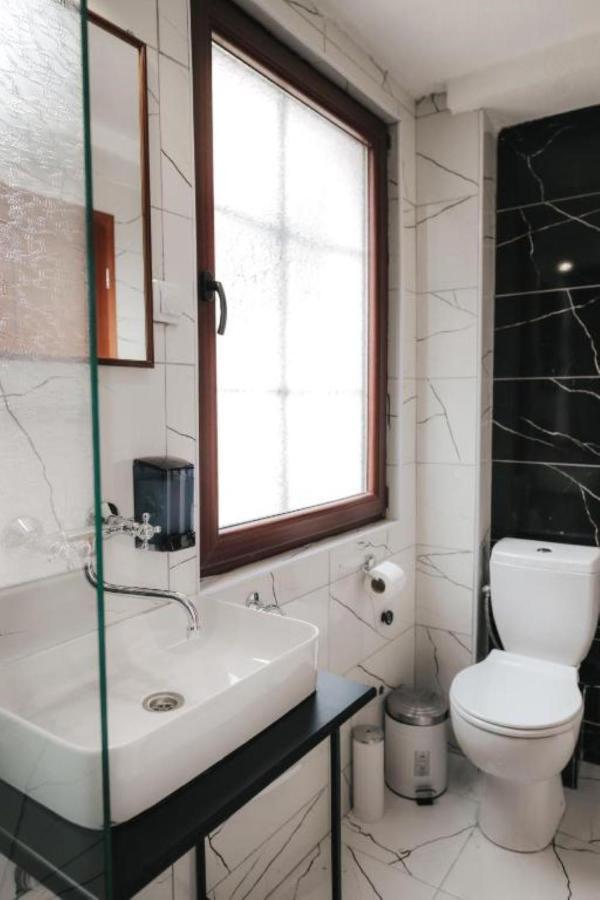 Hotel Castrum Скопье Экстерьер фото